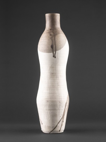 Csurgatott padlóváza (fehér)